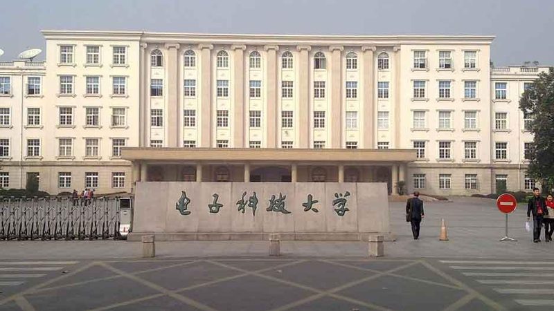 国产电子元器件替代进口：如何规避潜在风险
