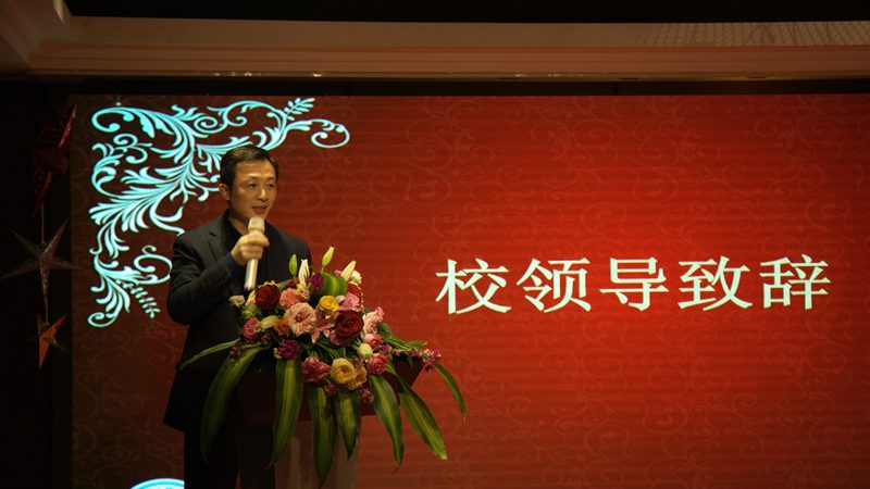 针对功放三极管发热问题，可以从以下几个方面进行解决：